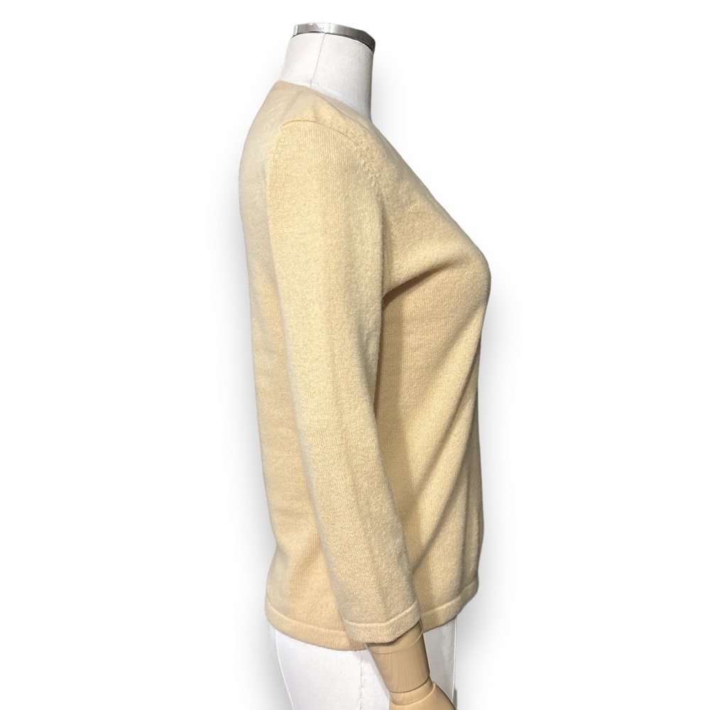 MAG by Magaschoni V-Neck 100% Cashmere 3/4 Sleeve Pullover Sweater Knit - Picture 2 of 8